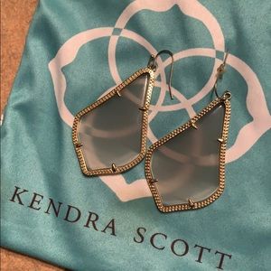 kendra scott earrings